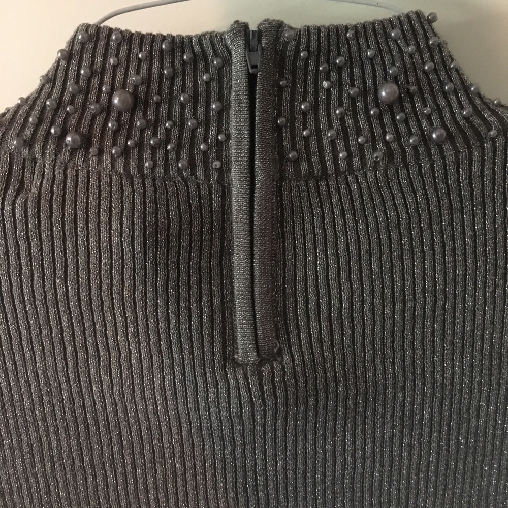 Once Again Sweater - Picture 3 of 3